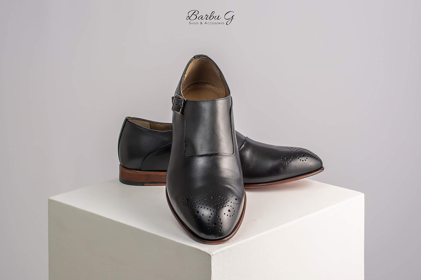 Black and grey single monk stripe classic shoes